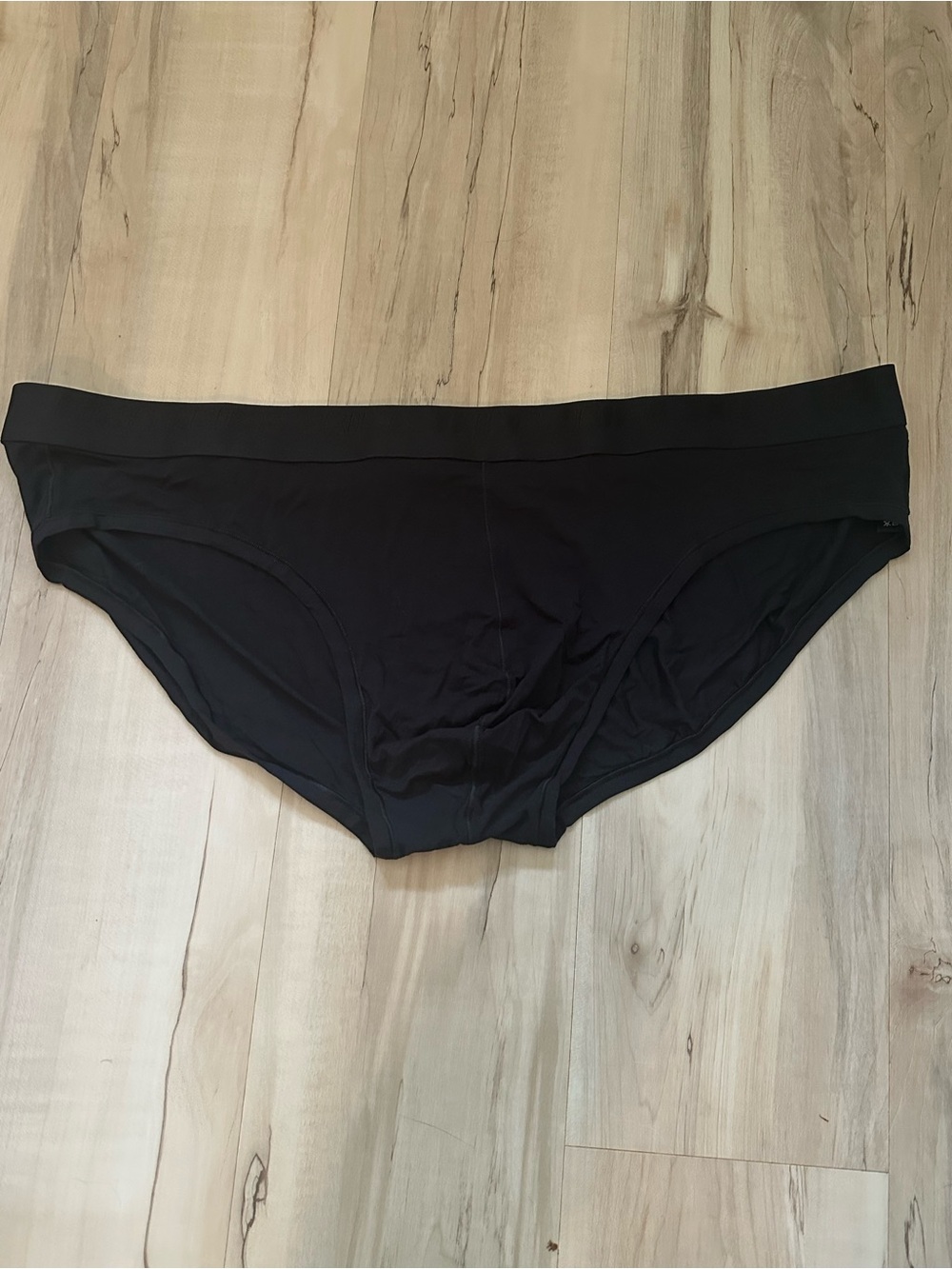 SKIMS Black Seamless Brief with Logo NEW